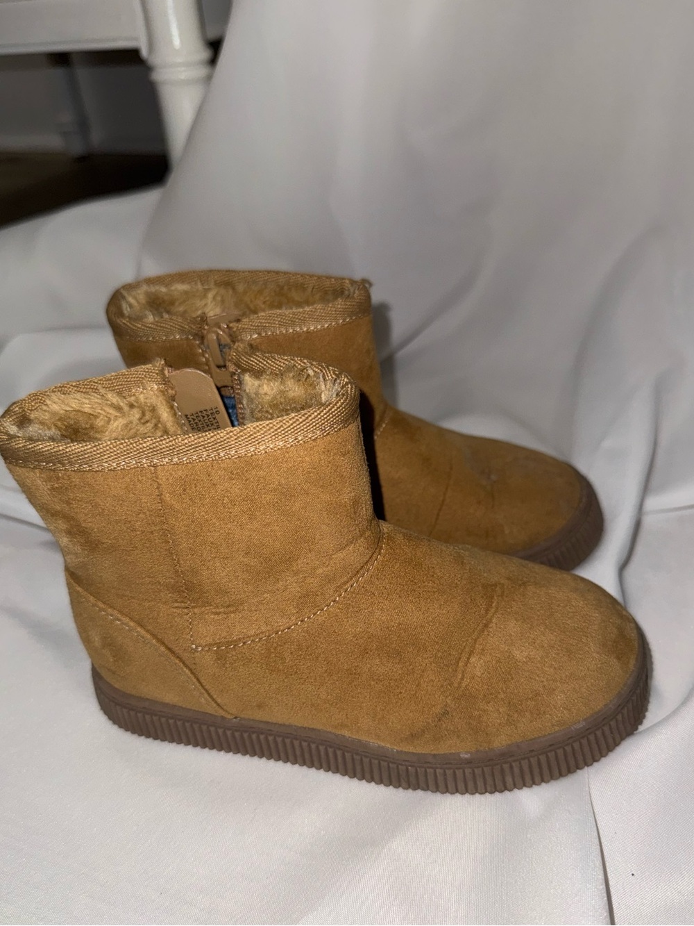 Camel brown fur lined toddler boots